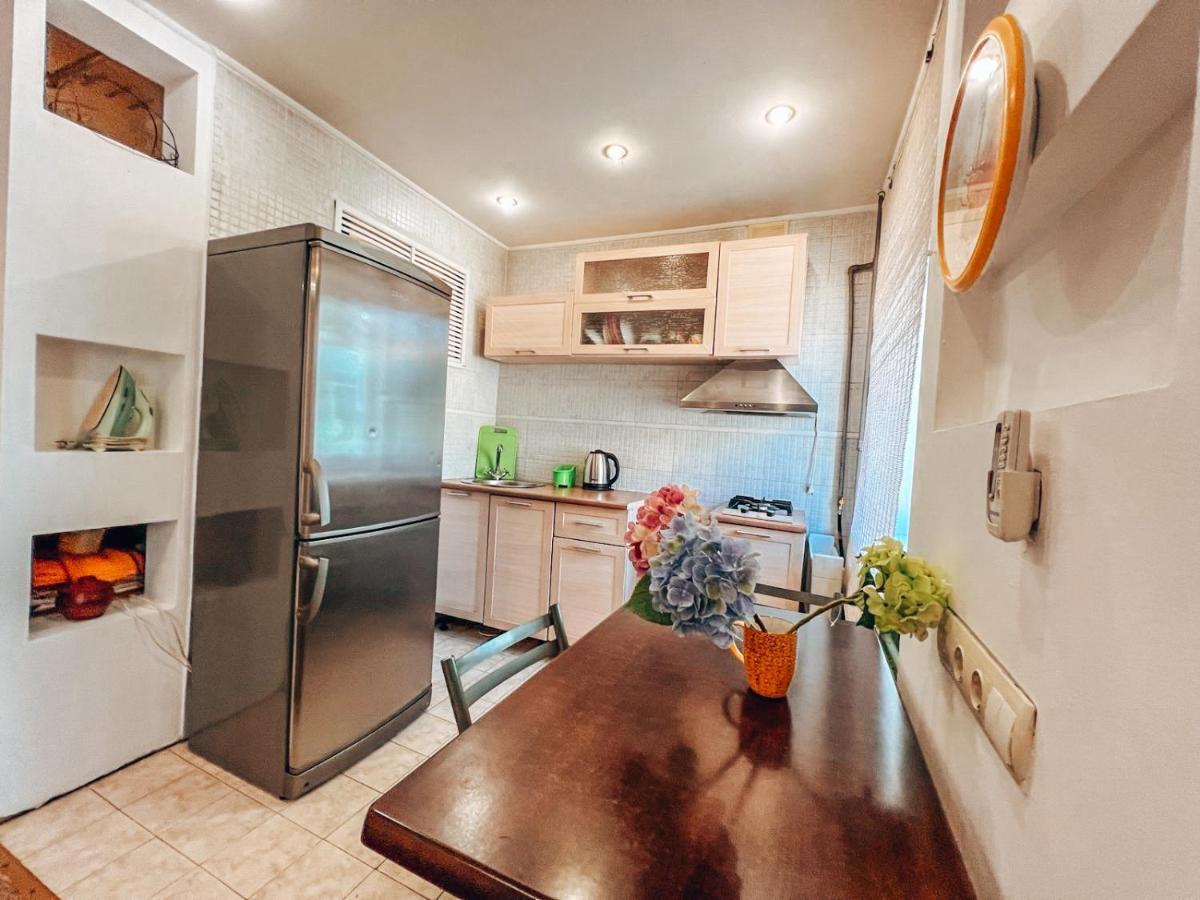 Apartment In The Center Of เคียฟ ภายนอก รูปภาพ