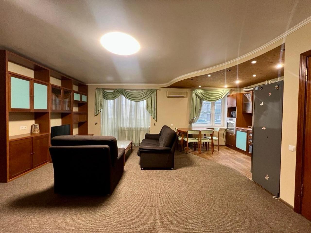 Apartment In The Center Of เคียฟ ภายนอก รูปภาพ