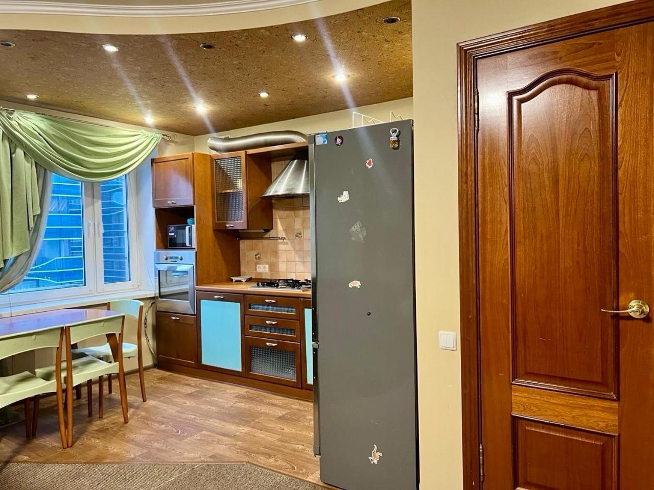 Apartment In The Center Of เคียฟ ภายนอก รูปภาพ